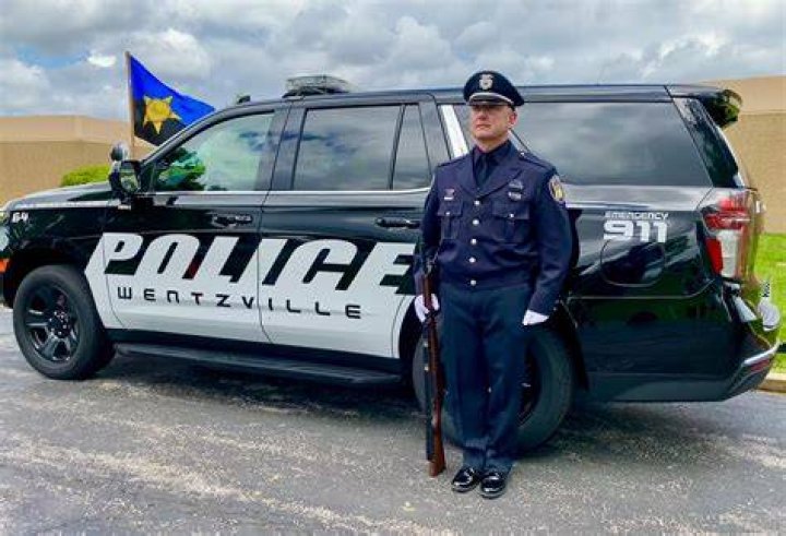 
Della Williams Death Cause And Obituary, Wentzville Police Dispatcher Passes Away 