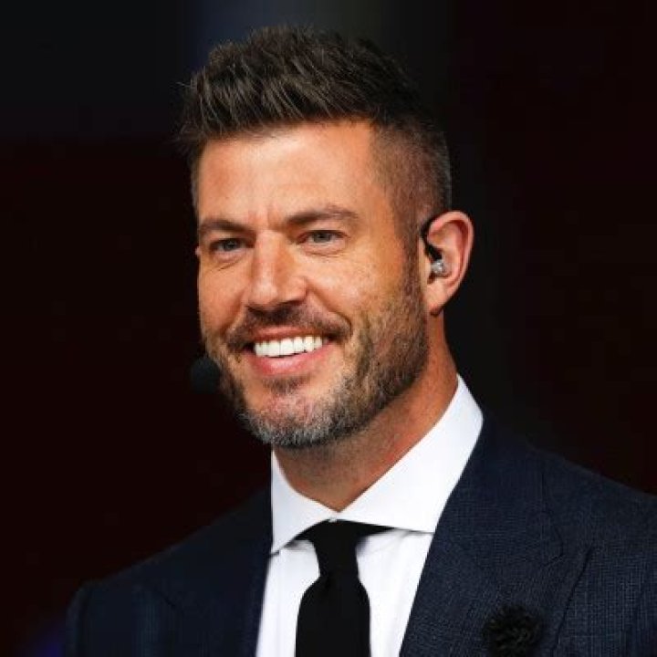 Jesse Palmer Height, Weight, Net Worth, Age, Birthday, Wikipedia, Who, Nationality, Biography