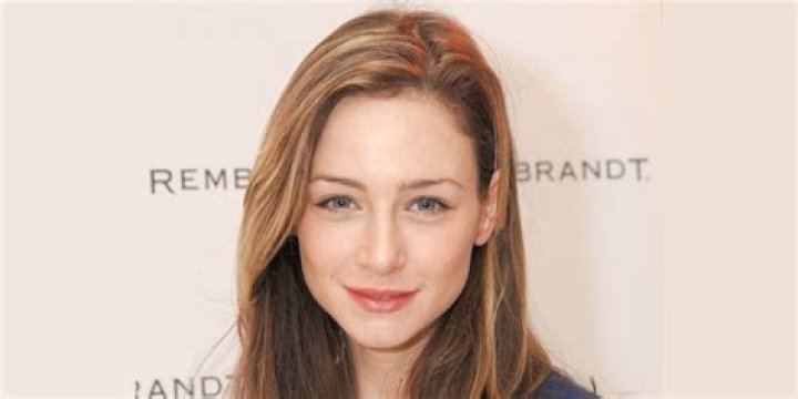 Madeline Blake Height, Weight, Net Worth, Age, Wiki, Who, Instagram, Biography