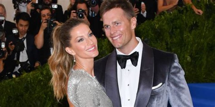 
Tom Brady Is a ‘Great Dad,’ Source Says amid Gisele Bündchen Marriage Troubles 